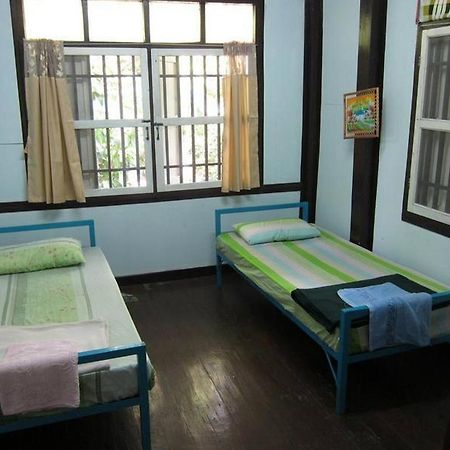 Chok Dee Guesthouse Chiang Mai Exterior photo